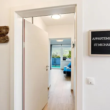 Apartament Modern In