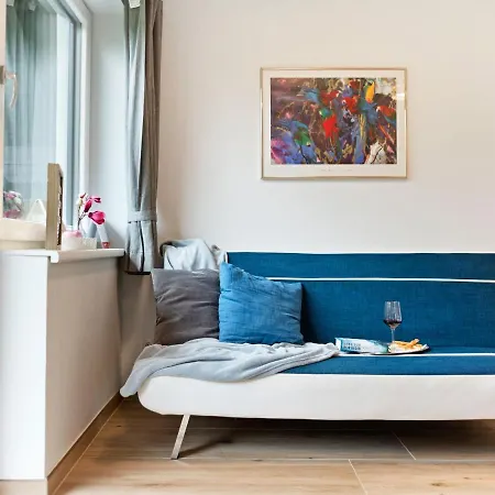 Apartament Modern In